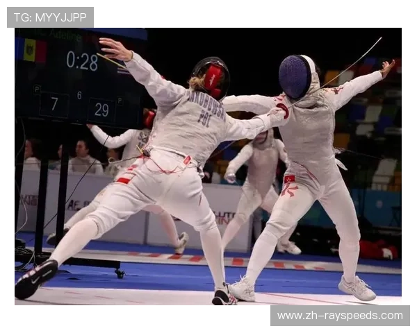 击剑世界杯帕尔马站,意大利队包揽男女花剑团体金牌